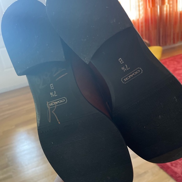 Coach size 7.5 - Picture 8 of 9